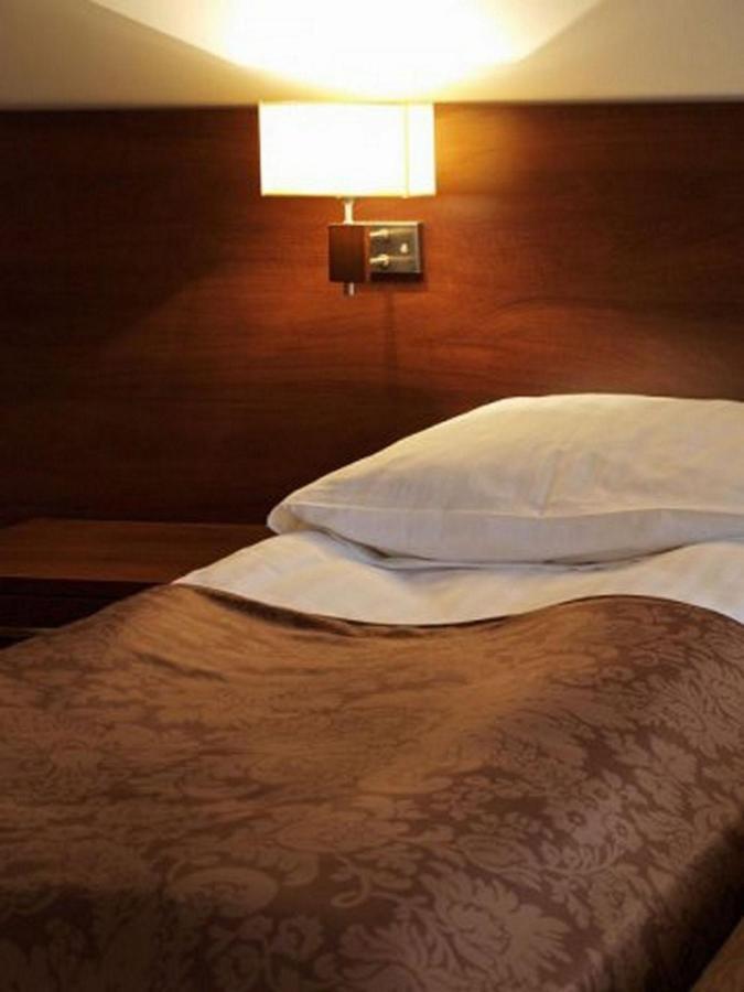 Pensjonat M.F. Έλμπλαγκ Δωμάτιο φωτογραφία